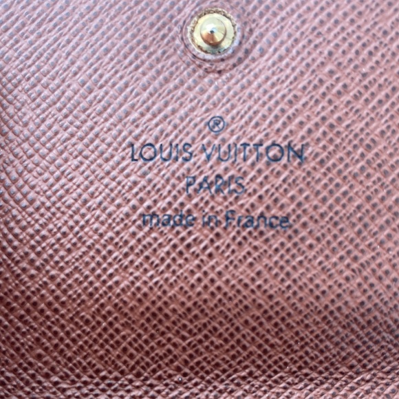 LOUIS VUITTON MONOGRAM KEY HOLDER CASE - Picture 8 of 9